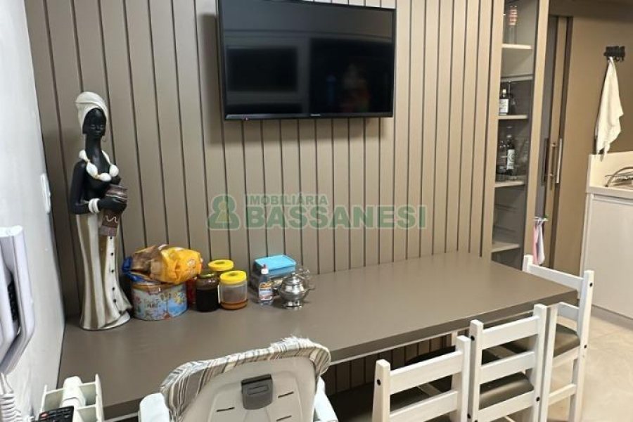 Apartamento com 94m², 3 dormitórios, 1 vaga, no bairro Rio Branco em Caxias do Sul para Comprar