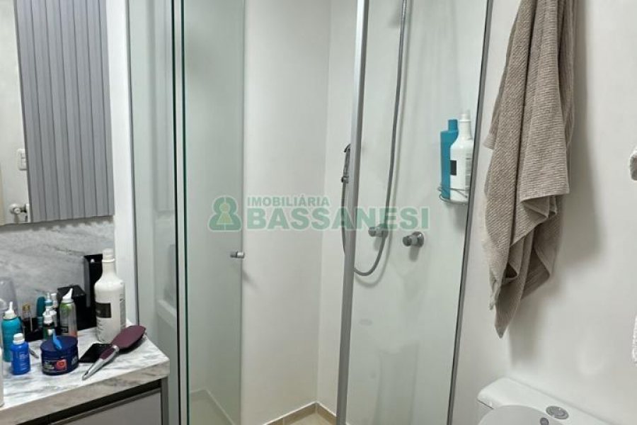 Apartamento com 94m², 3 dormitórios, 1 vaga, no bairro Rio Branco em Caxias do Sul para Comprar