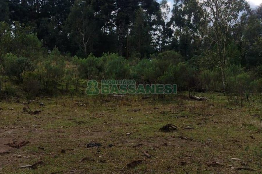 Terreno com 15257m², no bairro Jardim Iracema em Caxias do Sul para Comprar