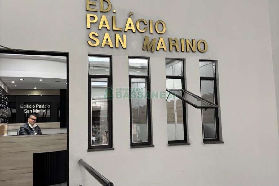 Sala com 50m², no bairro Centro em Caxias do Sul para Alugar