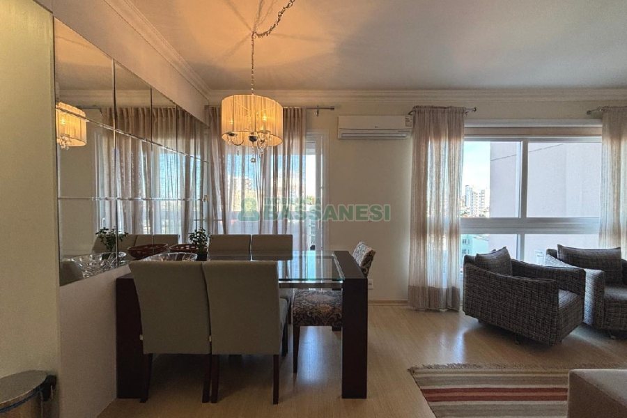 Apto Mobiliado com 83m², 2 dormitórios, 2 vagas, no bairro Rio Branco em Caxias do Sul para Alugar