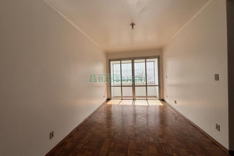 Apartamento com 136m², 3 dormitórios, 1 vaga, no bairro Exposição em Caxias do Sul para Comprar