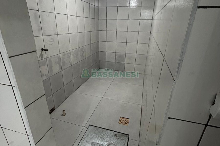 Loja com 640m², no bairro Centro em Caxias do Sul para Alugar