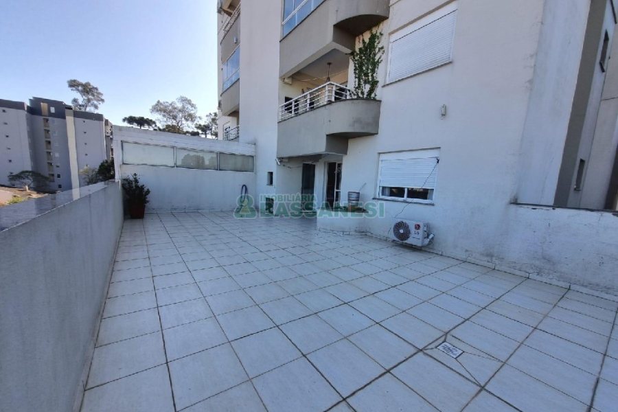 Apto Mobiliado com 72m², 2 dormitórios, 1 vaga, no bairro Vinhedos em Caxias do Sul para Alugar