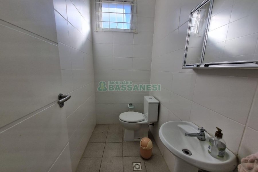 Loja com 47m², no bairro Petrópolis em Caxias do Sul para Alugar