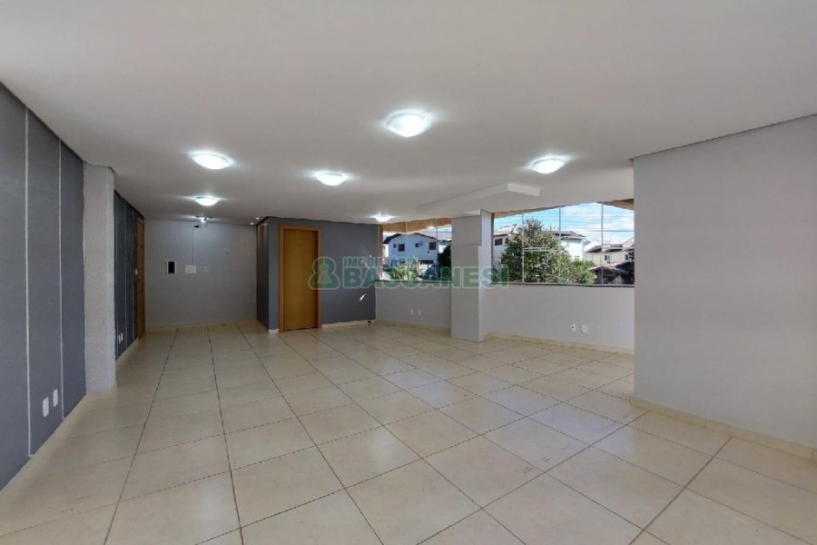 Sala com 85m², no bairro Desvio Rizzo em Caxias do Sul para Alugar