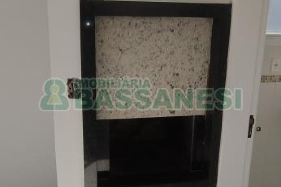 Apartamento com 71m², 2 dormitórios, 1 vaga, no bairro Desvio Rizzo em Caxias do Sul para Comprar