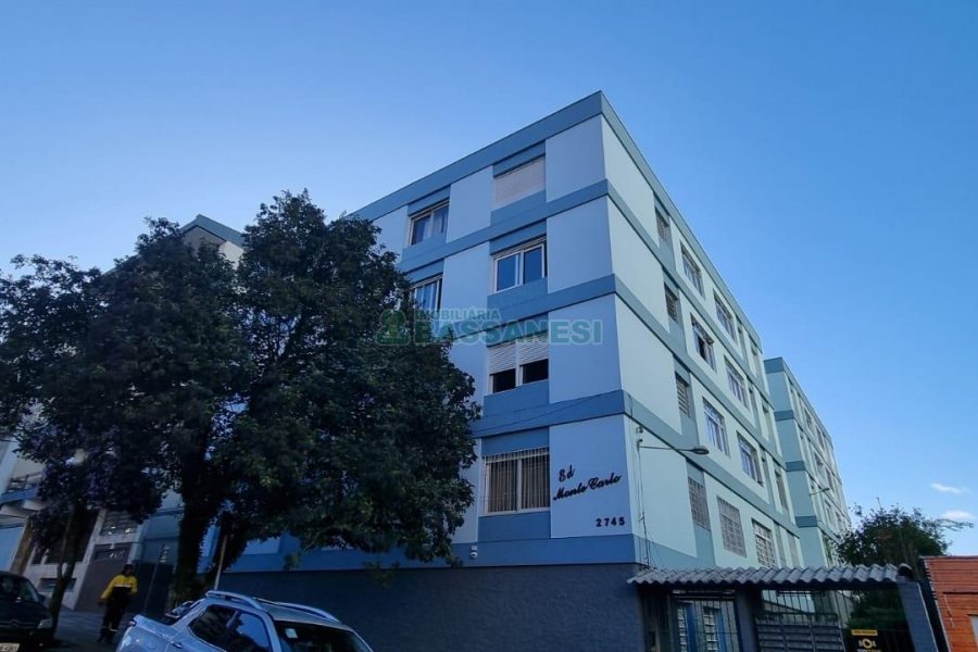 Apartamento com 60m², 2 dormitórios, no bairro São Pelegrino em Caxias do Sul para Comprar