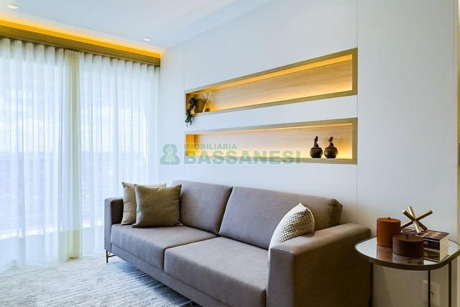 Apartamento com 110m², 3 dormitórios, 2 vagas, no bairro Petrópolis em Caxias do Sul para Comprar