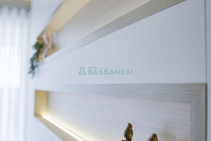 Apartamento com 110m², 3 dormitórios, 2 vagas, no bairro Petrópolis em Caxias do Sul para Comprar