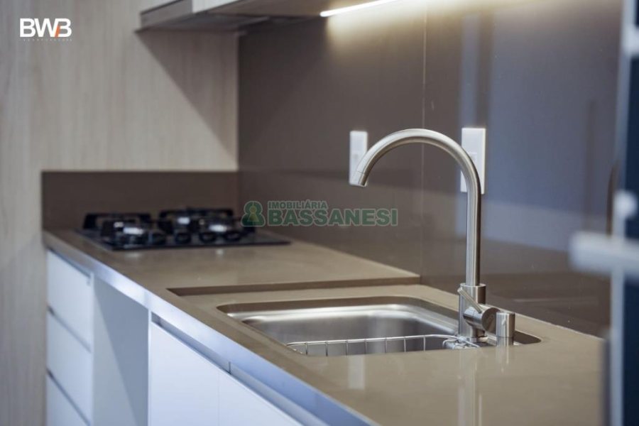 Apartamento com 110m², 3 dormitórios, 2 vagas, no bairro Petrópolis em Caxias do Sul para Comprar