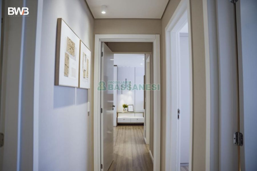 Apartamento com 110m², 3 dormitórios, 2 vagas, no bairro Petrópolis em Caxias do Sul para Comprar