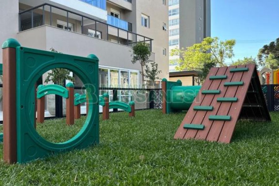 Apartamento com 110m², 3 dormitórios, 2 vagas, no bairro Petrópolis em Caxias do Sul para Comprar