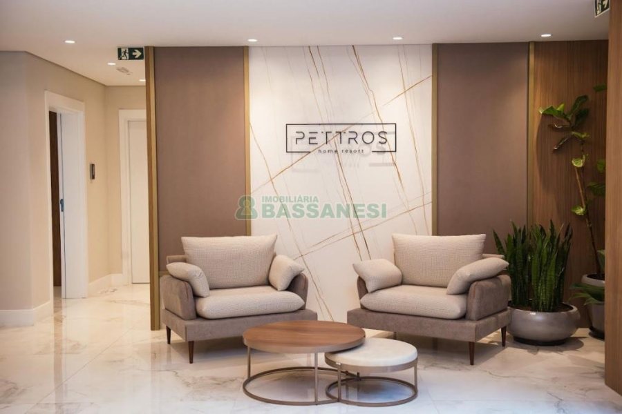 Apartamento com 110m², 3 dormitórios, 2 vagas, no bairro Petrópolis em Caxias do Sul para Comprar