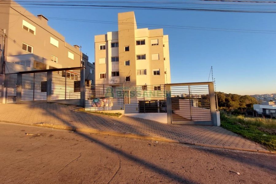 Apartamento com 72m², 3 dormitórios, 1 vaga, no bairro São Luiz em Caxias do Sul para Comprar