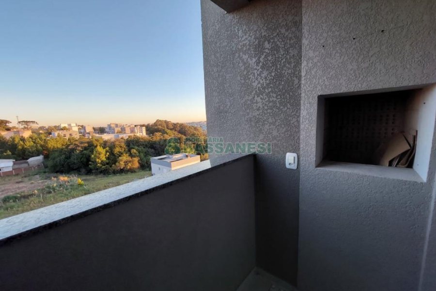 Apartamento com 72m², 3 dormitórios, 1 vaga, no bairro São Luiz em Caxias do Sul para Comprar