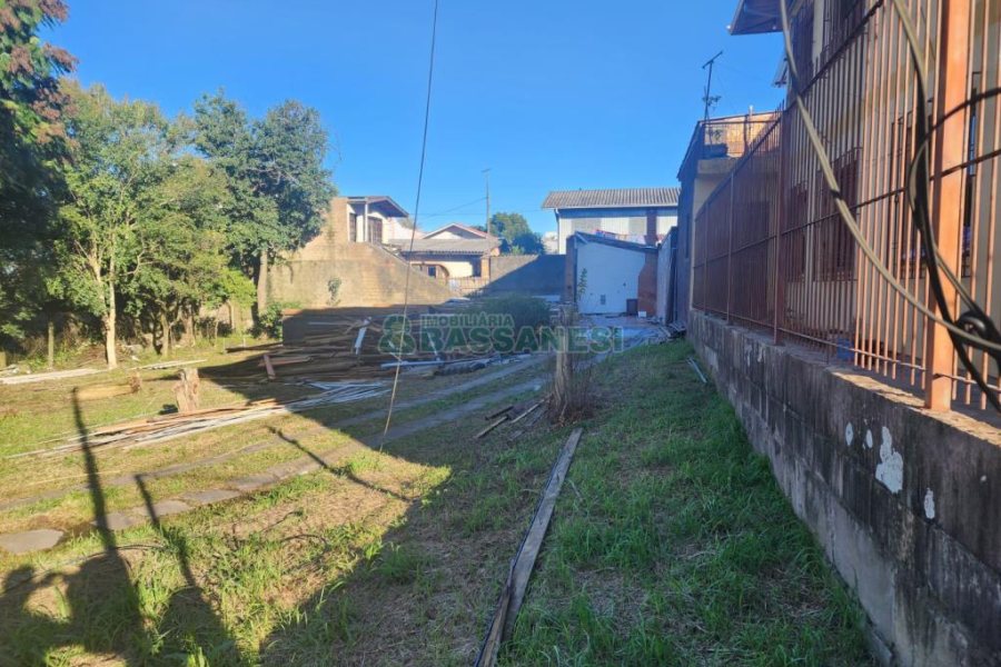 Casa com 588m², no bairro Sagrada Família em Caxias do Sul para Comprar