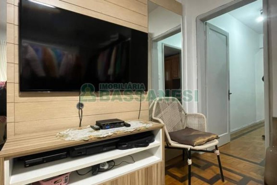 Apartamento com 110m², 3 dormitórios, no bairro Centro em Caxias do Sul para Comprar