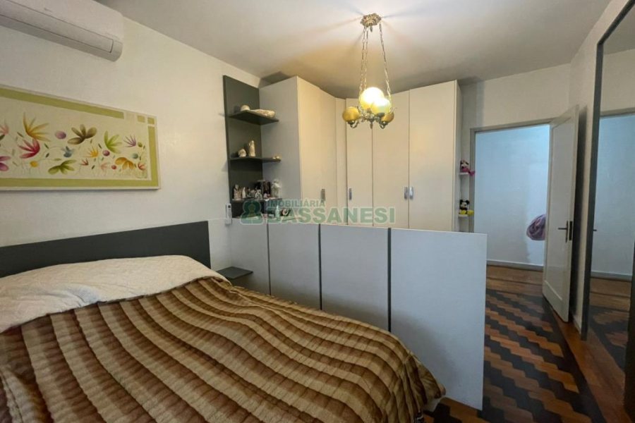 Apartamento com 110m², 3 dormitórios, no bairro Centro em Caxias do Sul para Comprar