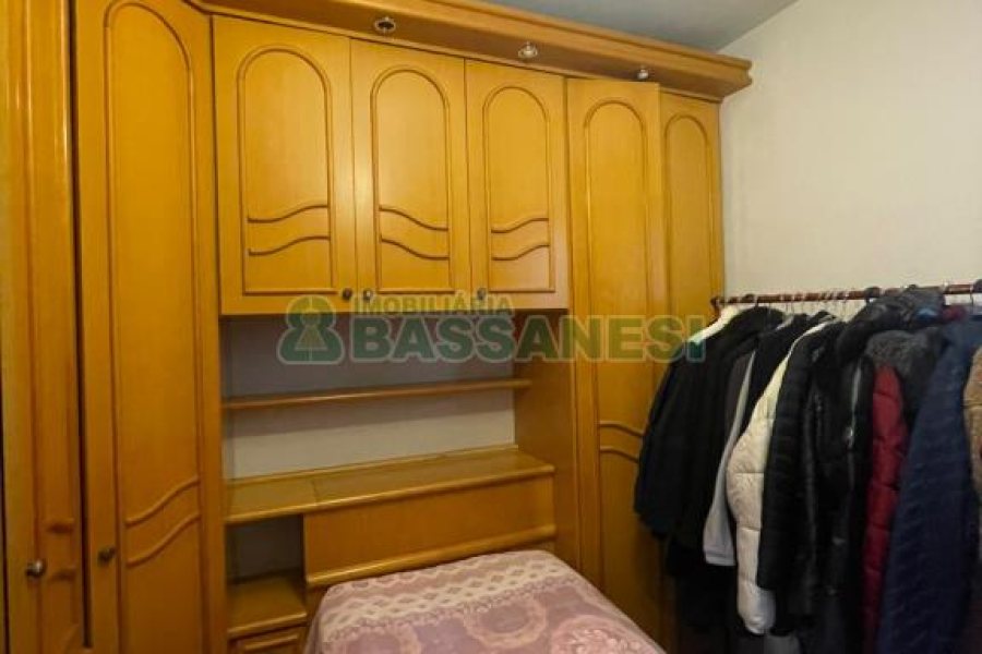 Apartamento com 110m², 3 dormitórios, no bairro Centro em Caxias do Sul para Comprar