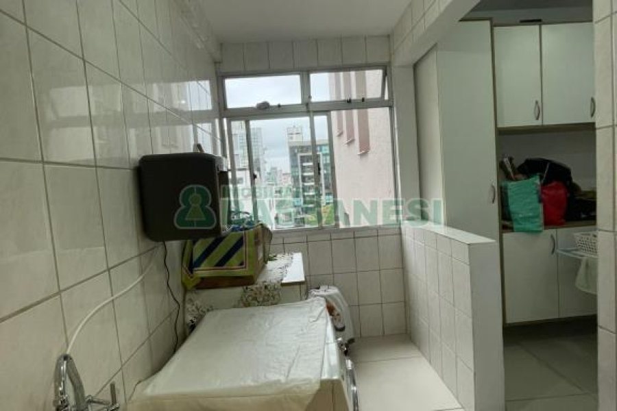 Apartamento com 110m², 3 dormitórios, no bairro Centro em Caxias do Sul para Comprar