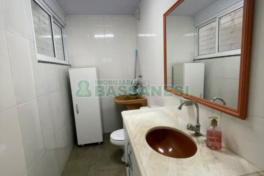 Apartamento com 110m², 3 dormitórios, no bairro Centro em Caxias do Sul para Comprar
