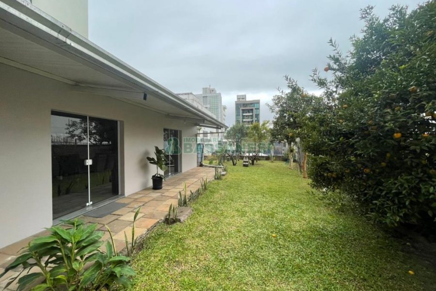 Apartamento com 110m², 3 dormitórios, no bairro Centro em Caxias do Sul para Comprar