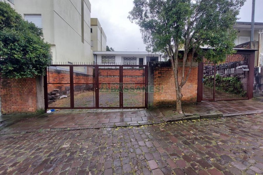 Casa com 125m², 3 dormitórios, 2 vagas, no bairro Presidente Vargas em Caxias do Sul para Comprar