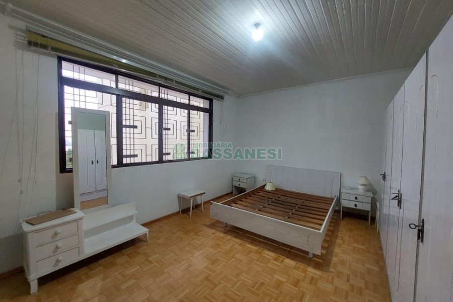 Casa com 125m², 3 dormitórios, 2 vagas, no bairro Presidente Vargas em Caxias do Sul para Comprar