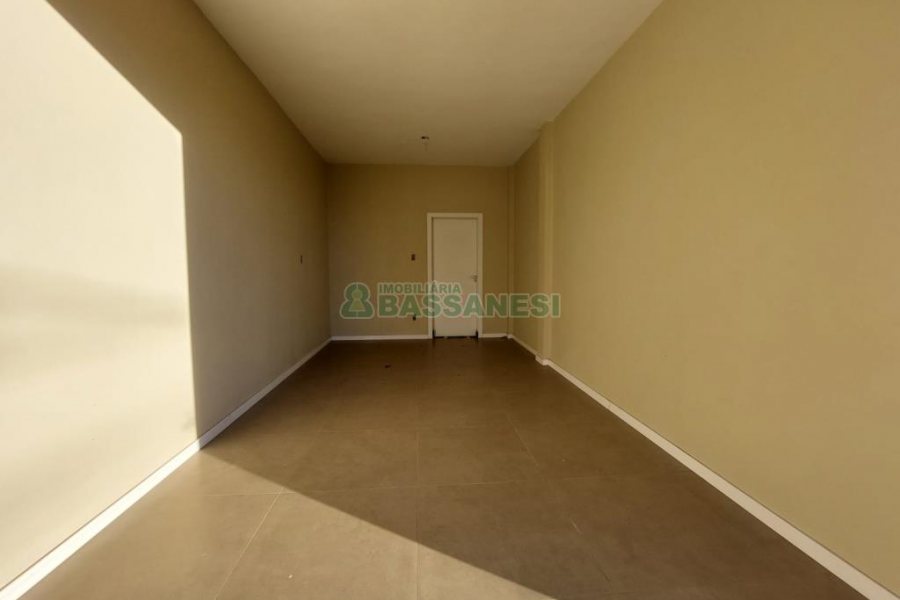 Sobrado com 130m², 3 dormitórios, 2 vagas, no bairro São Luiz em Caxias do Sul para Comprar