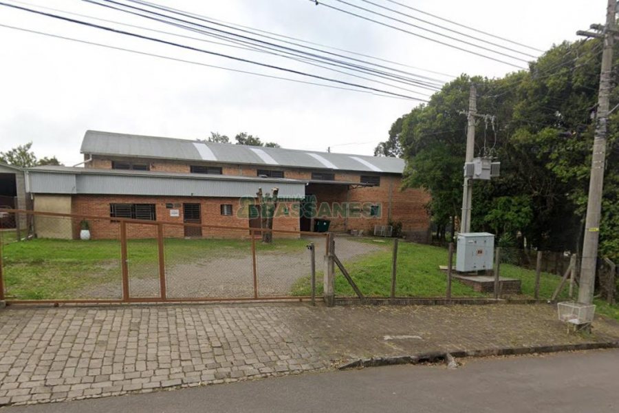 Pavilhão com 800m², no bairro Cruzeiro em Caxias do Sul para Alugar