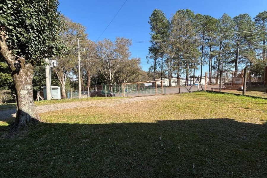 Pavilhão com 800m², no bairro Cruzeiro em Caxias do Sul para Alugar