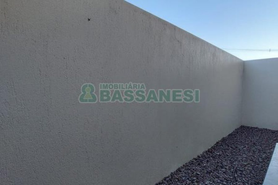 Sobrado com 130m², 3 dormitórios, 2 vagas, no bairro São Luiz em Caxias do Sul para Comprar