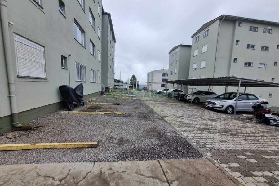 Apartamento com 44m², 2 dormitórios, 1 vaga, no bairro São Luiz em Caxias do Sul para Alugar
