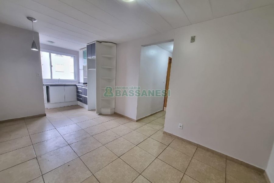 Apartamento com 44m², 2 dormitórios, 1 vaga, no bairro São Luiz em Caxias do Sul para Alugar