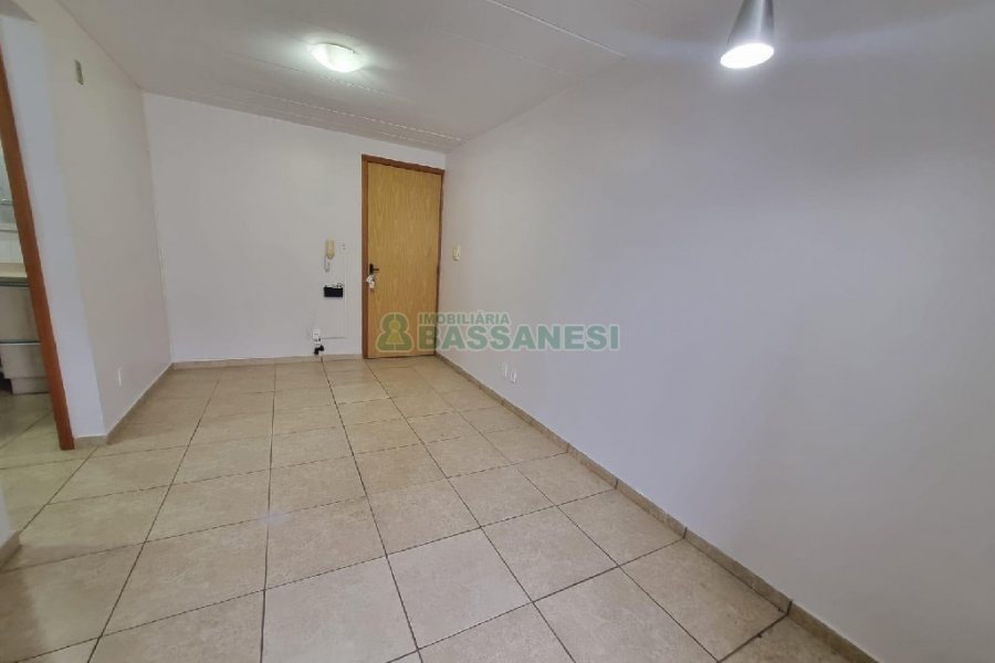 Apartamento com 44m², 2 dormitórios, 1 vaga, no bairro São Luiz em Caxias do Sul para Alugar