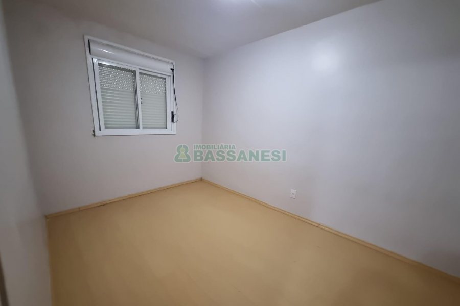 Apartamento com 44m², 2 dormitórios, 1 vaga, no bairro São Luiz em Caxias do Sul para Alugar