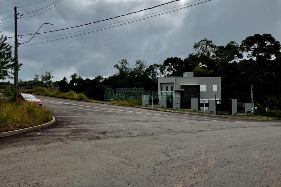 Terreno com 300m², no bairro São Giácomo em Caxias do Sul para Comprar