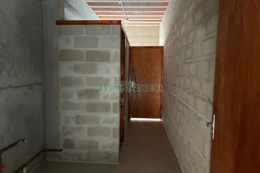 Pavilhão com 1160m², no bairro Jardim das Hortências em Caxias do Sul para Alugar