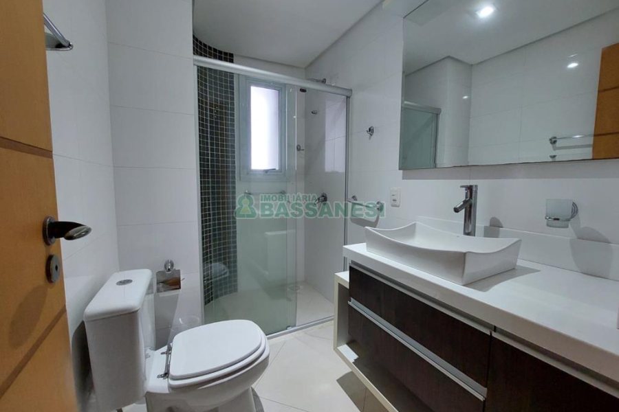 Apto Mobiliado com 200m², 4 dormitórios, 4 vagas, no bairro São Pelegrino em Caxias do Sul para Comprar