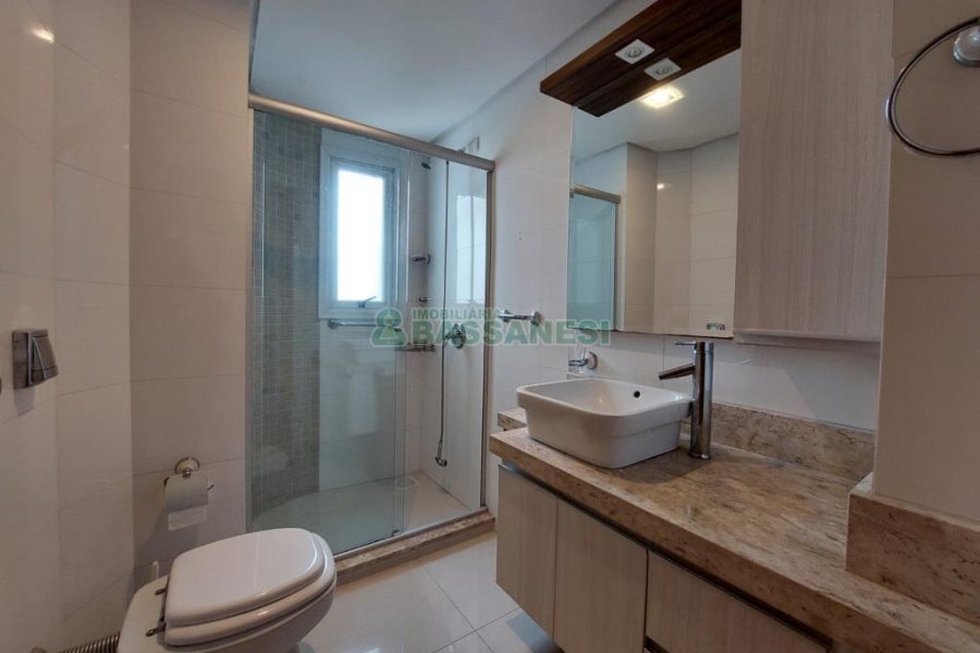 Apto Mobiliado com 200m², 4 dormitórios, 4 vagas, no bairro São Pelegrino em Caxias do Sul para Comprar