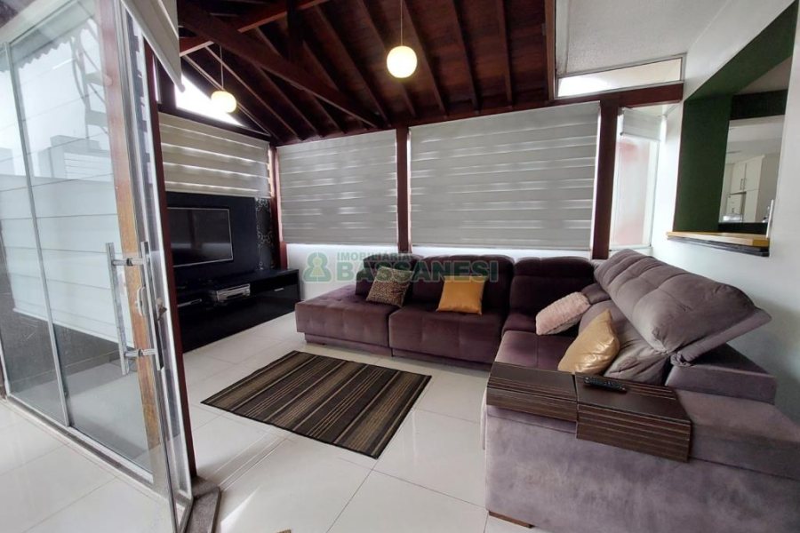 Apto Mobiliado com 200m², 4 dormitórios, 4 vagas, no bairro São Pelegrino em Caxias do Sul para Comprar