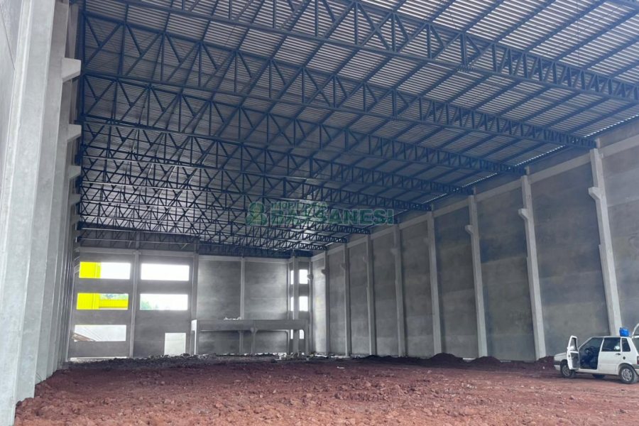 Pavilhão com 1434m², no bairro Distrito Industrial em Caxias do Sul para Alugar