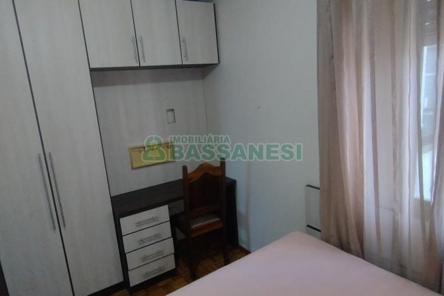 Apartamento com 83m², 3 dormitórios, 1 vaga, no bairro Fatima em Caxias do Sul para Comprar