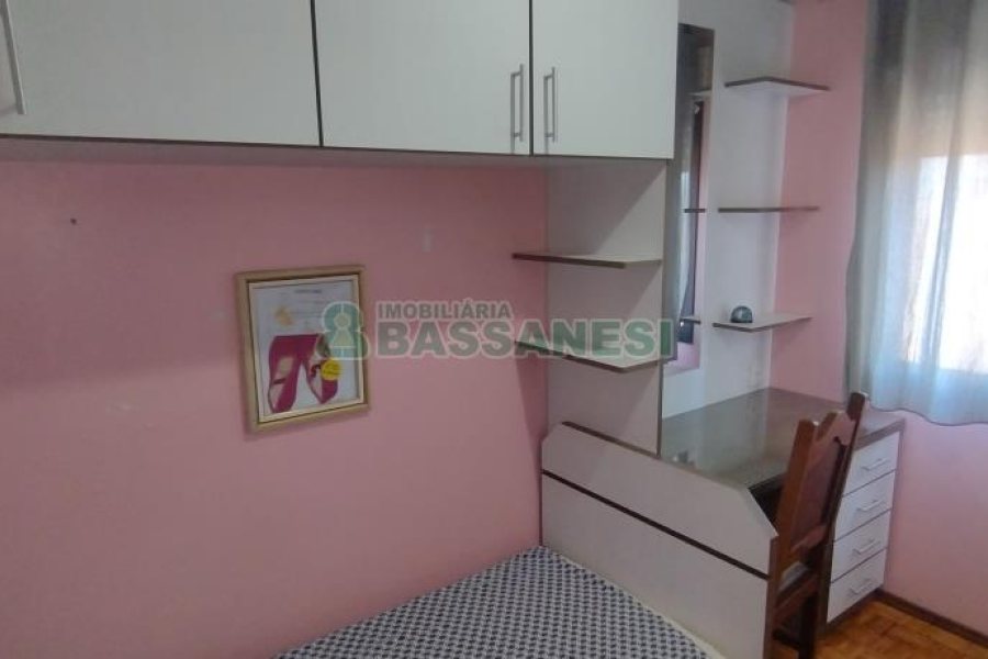 Apartamento com 83m², 3 dormitórios, 1 vaga, no bairro Fatima em Caxias do Sul para Comprar