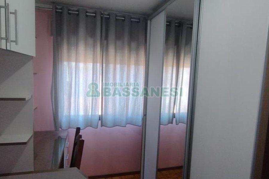 Apartamento com 83m², 3 dormitórios, 1 vaga, no bairro Fatima em Caxias do Sul para Comprar