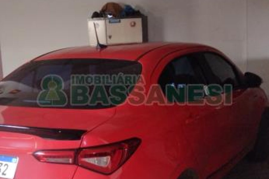 Apartamento com 83m², 3 dormitórios, 1 vaga, no bairro Fatima em Caxias do Sul para Comprar