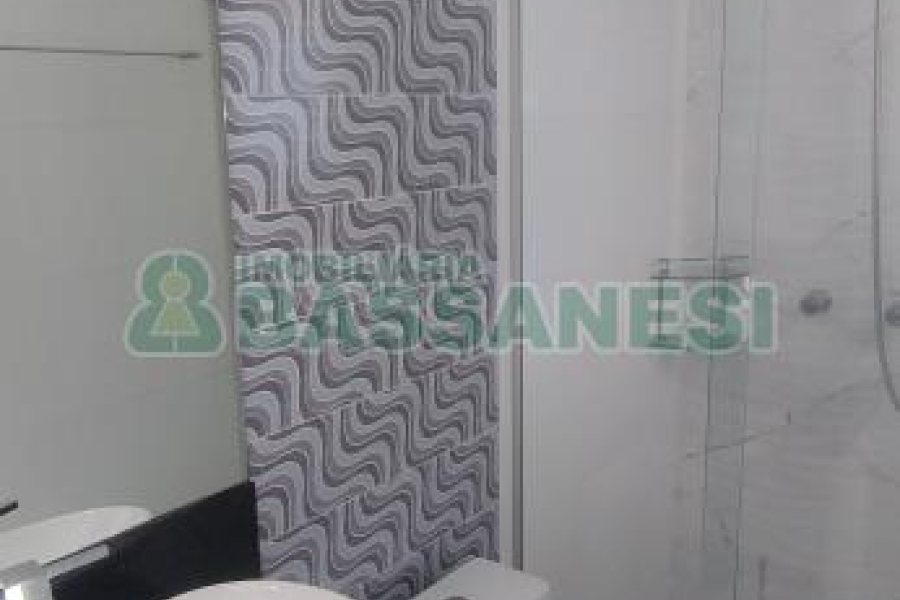 Sobrado com 132m², 2 dormitórios, 2 vagas, no bairro Vinhedos em Caxias do Sul para Comprar