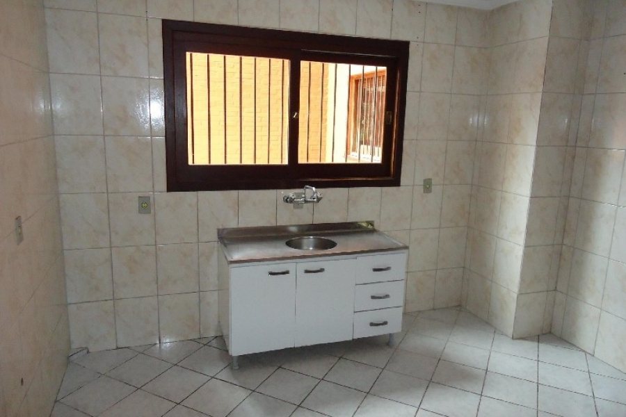 Apartamento com 111m², 2 dormitórios, 1 vaga, no bairro Centro em Caxias do Sul para Alugar