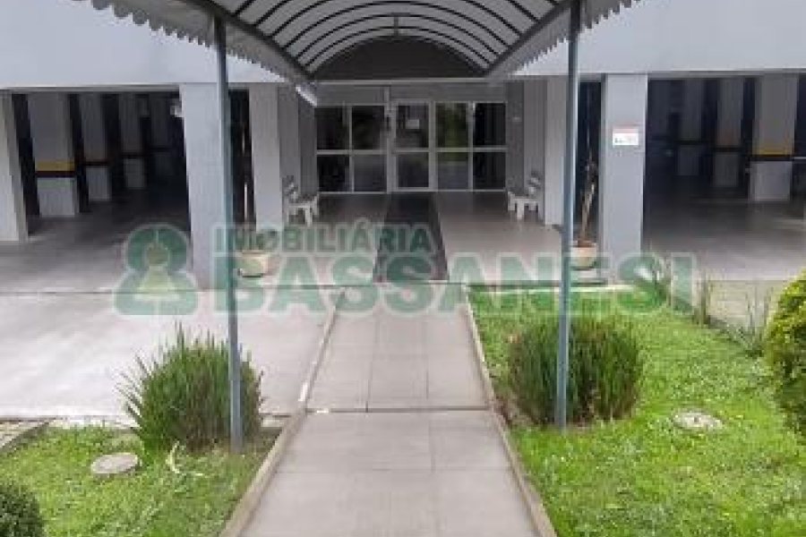Apartamento com 57m², 2 dormitórios, 1 vaga, no bairro Marechal Floriano em Caxias do Sul para Comprar